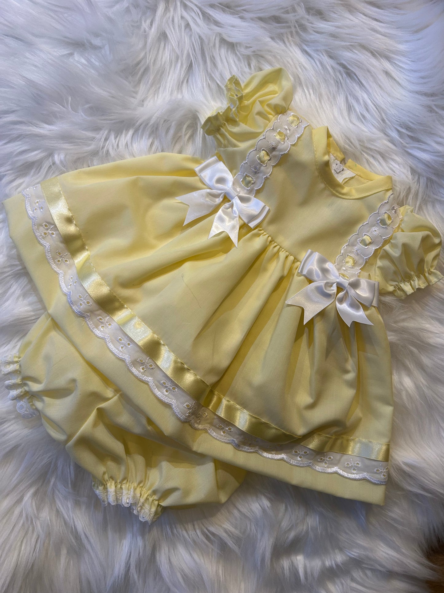 Lemon smocked dress